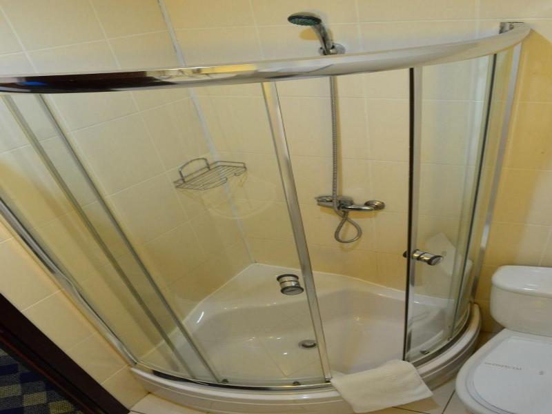 Plus Hotel 3*