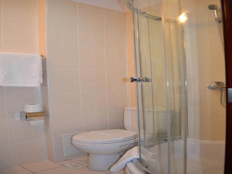 Plus Hotel 3*