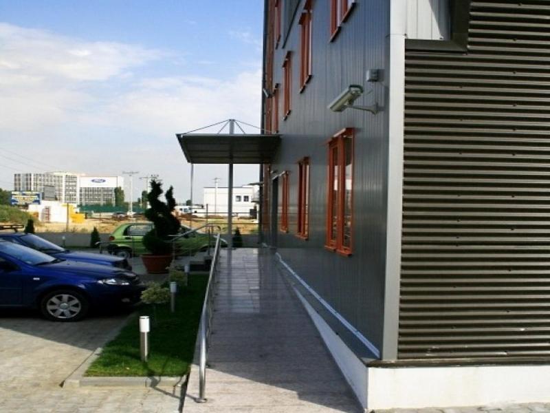 Plus Hotel Craiova